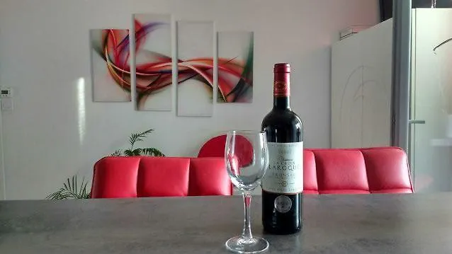 Apartment Appartement - Oree Massalia Marseille
